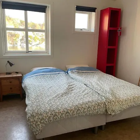 Spacious With View Over The Trondheimfjord Vangshylla